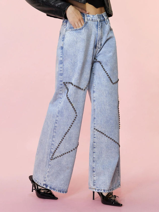 Studded Star Straight Jeans with Pockets Trendsi Hanalas