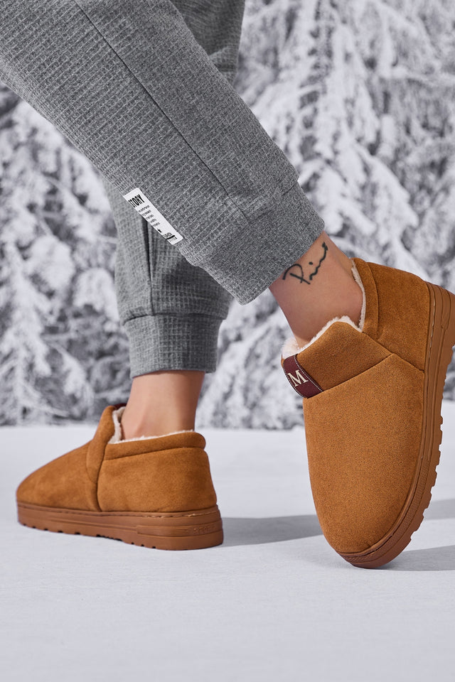 Letter M Suede Round Toe Slippers | Hanalas