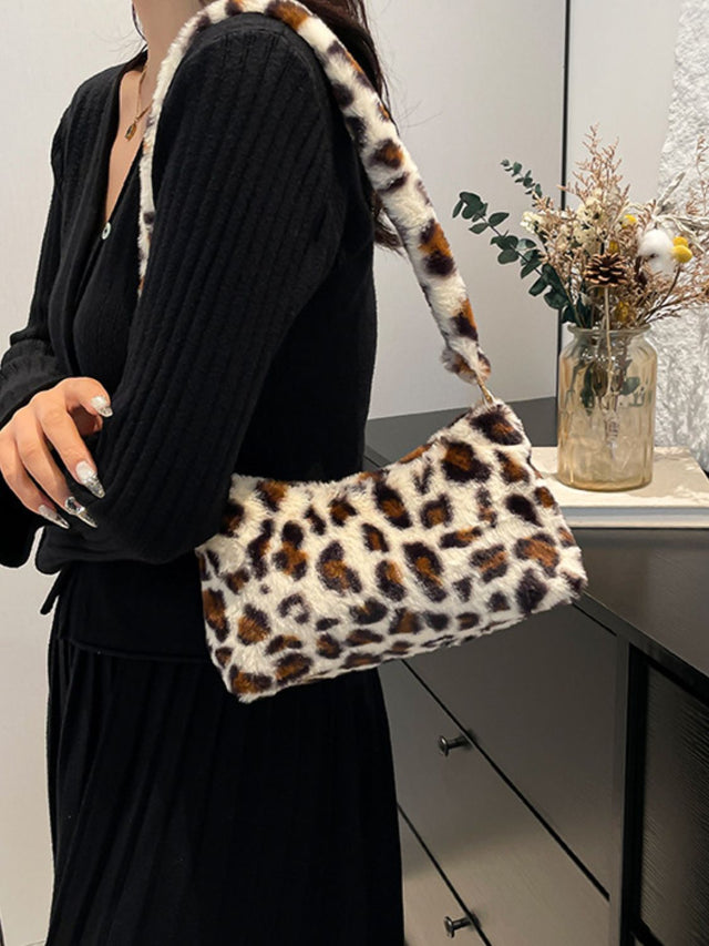 Leopard Fluff Shoulder Bag Trendsi Hanalas