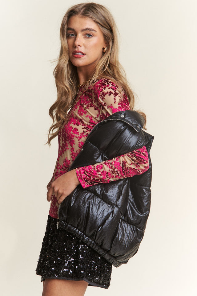 J.NNA Snap and Zipper Shiny Metallic Puffer Vest | Hanalas