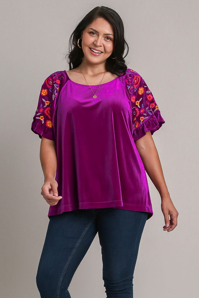 Umgee Full Size Velvet Embroidery Short Sleeve Blouse | Hanalas