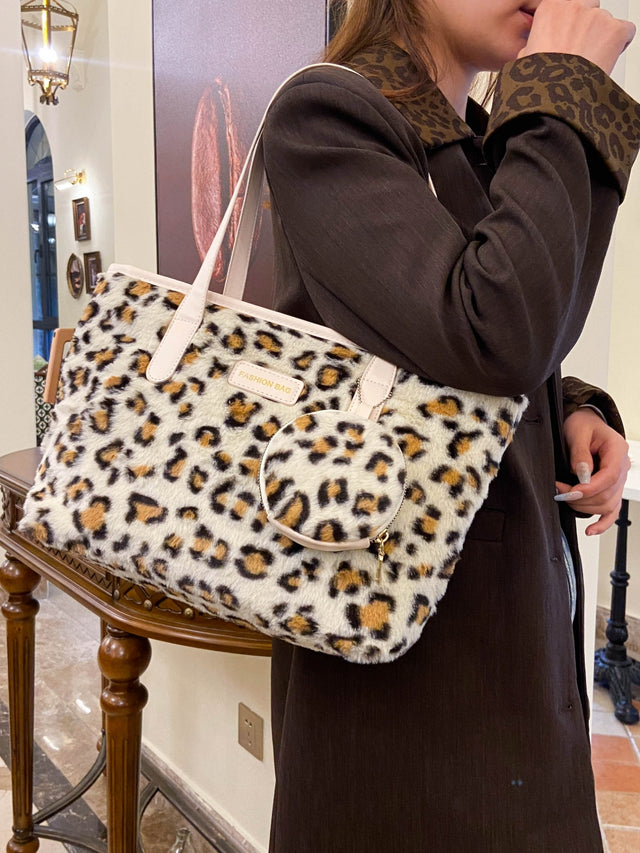 Leopard Faux Fur Tote Bag with Coin Purse