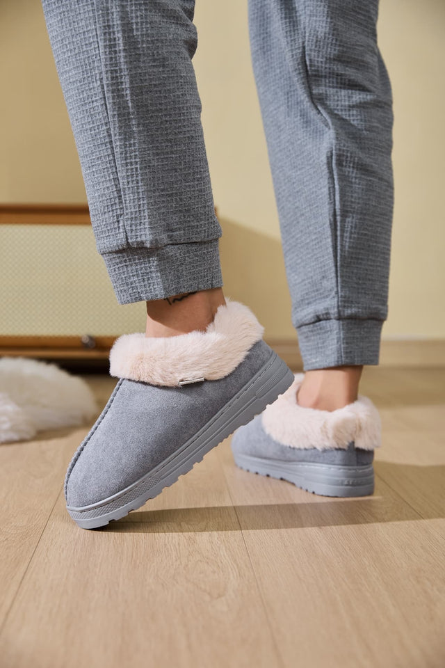 Faux Fur Round Toe Platform Slippers | Hanalas