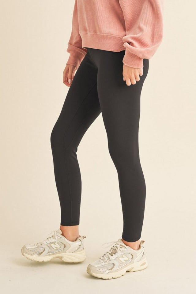 Yelete Full Size Fleece Lined High Waisted Leggings | Hanalas