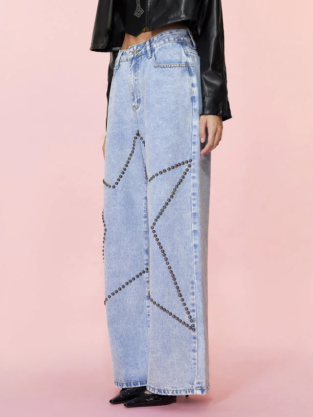 Studded Star Straight Jeans with Pockets Trendsi Hanalas