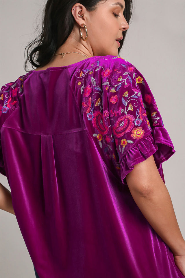 Umgee Full Size Velvet Embroidery Short Sleeve Blouse | Hanalas