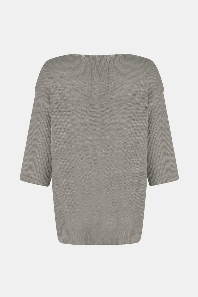 V-Neck Three-Quarter Sleeve Knit Top | Hanalas