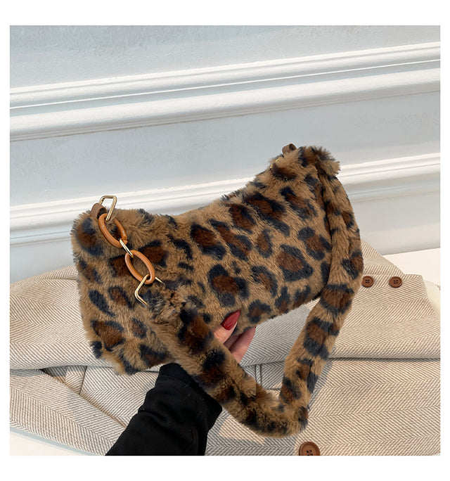 Leopard Fluff Shoulder Bag Trendsi Hanalas