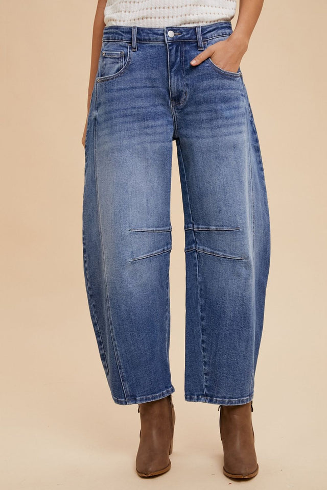 Annie Wear Mid Rise Barrel Leg Jeans with Pockets | Hanalas