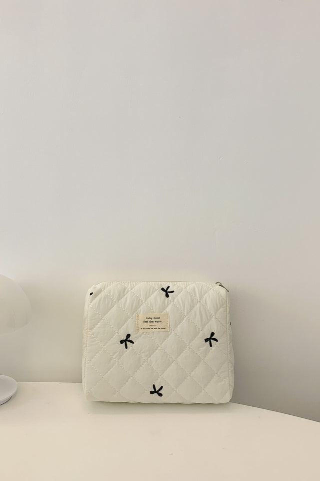 Bow Embroidered Quilted Storage Bag | Hanalas