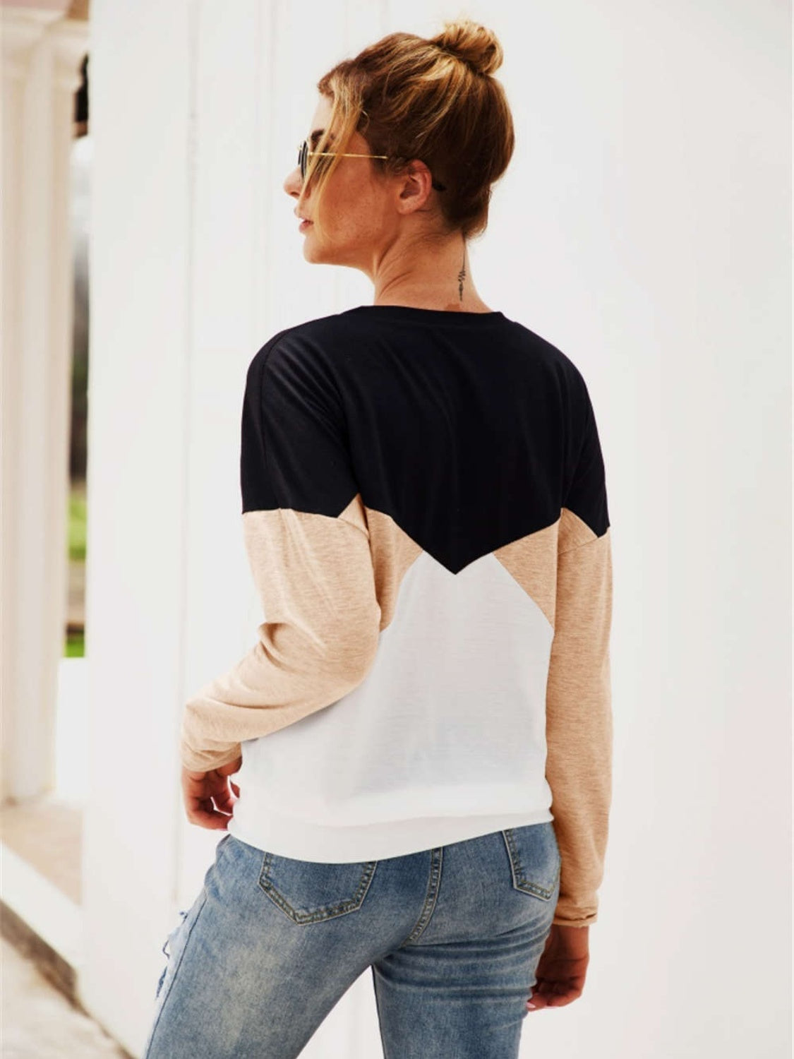 Color Block Round Neck Long Sleeve Top