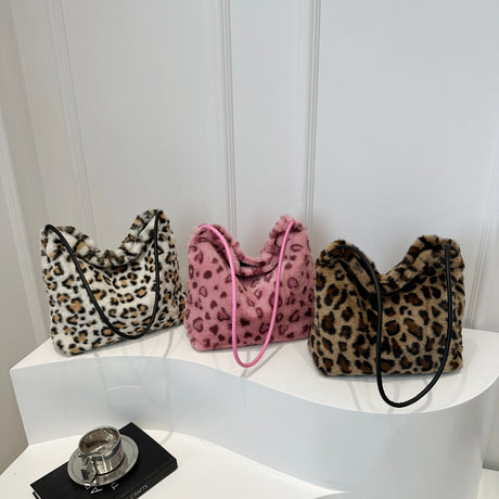 Leopard Furry Shoulder Bag | Hanalas