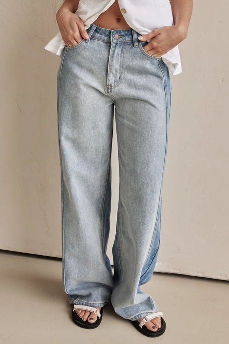 Contrast Straight Leg Jeans with Pockets | Hanalas