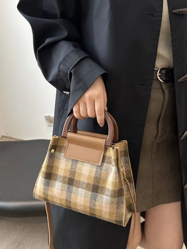 Contrast Plaid Trapezoid Shape Crossbody Bag Trendsi Hanalas