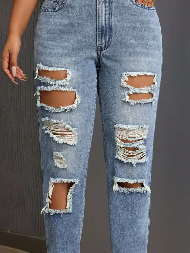 Distressed High Rise Jeans with Pockets Trendsi Hanalas