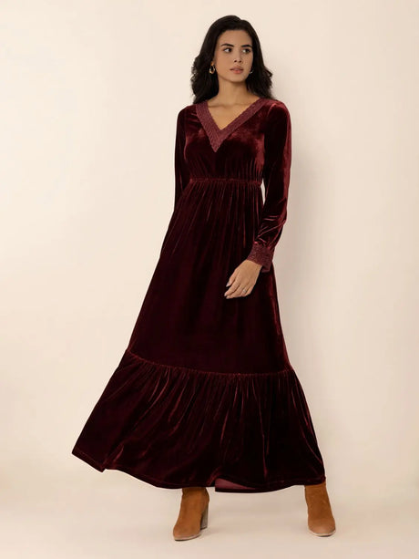 Lace Detail V-Neck Long Sleeve Dress | Hanalas