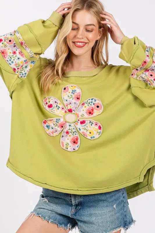 SAGE + FIG Daisy Patch Applique Long Sleeve Sweatshirt | Hanalas