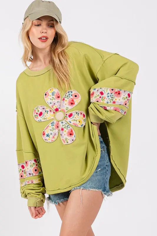 SAGE + FIG Daisy Patch Applique Long Sleeve Sweatshirt | Hanalas