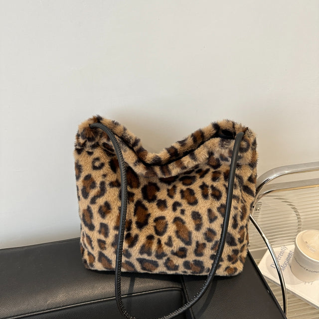 Leopard Furry Shoulder Bag | Hanalas