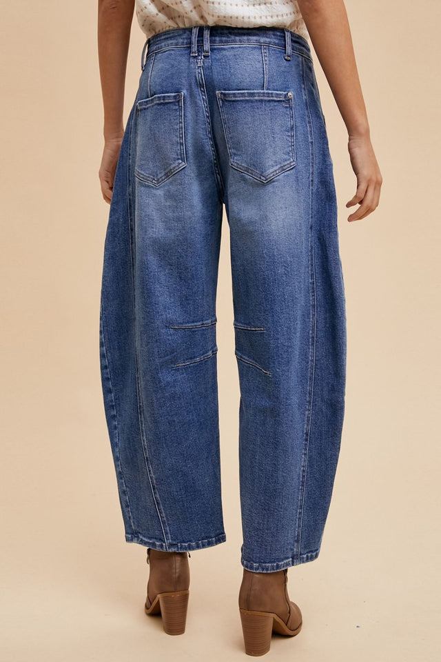 Annie Wear Mid Rise Barrel Leg Jeans with Pockets | Hanalas