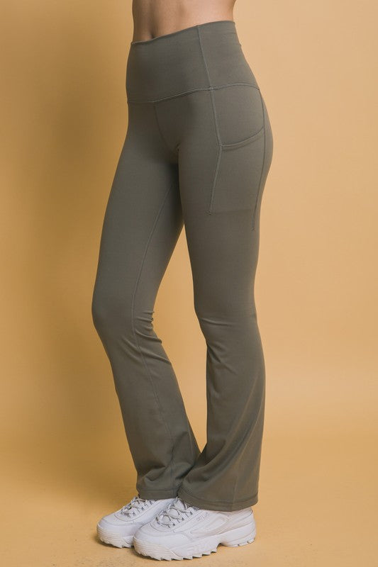 Love Tree High Waist Flare Active Leggings with Side Pockets | Hanalas