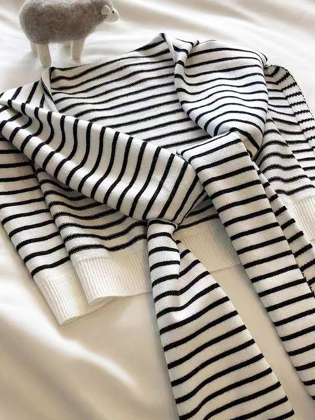 Striped Contrast Knit Wrap | Hanalas