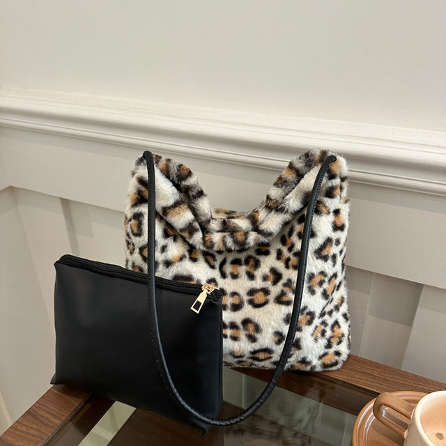 Leopard Furry Shoulder Bag | Hanalas