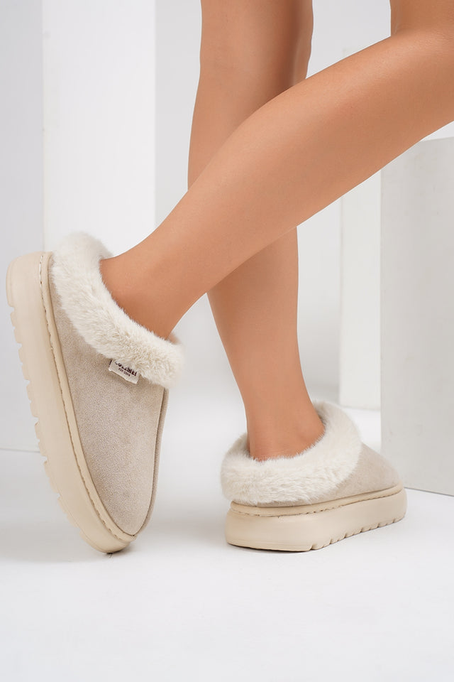 Furry Round Toe Platform Slippers | Hanalas