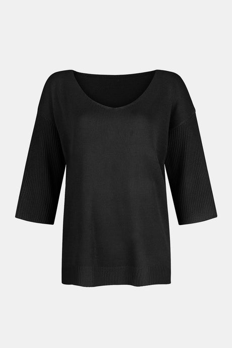 V-Neck Three-Quarter Sleeve Knit Top | Hanalas